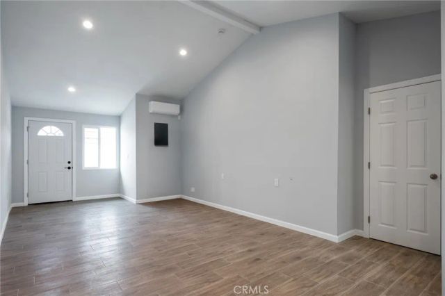 1514 E Young Street, Wilmington, CA 90744
