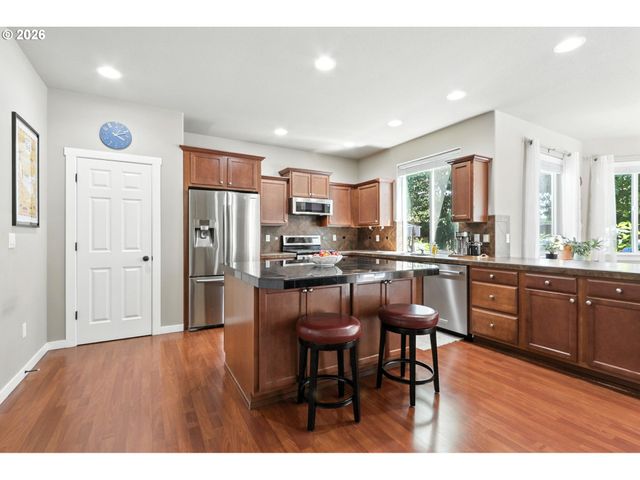 3410 Se RADCLIFF Ct, Hillsboro, OR 97123