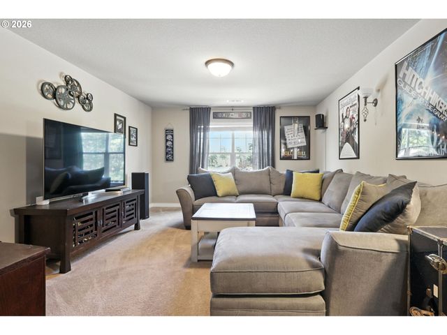 3410 Se RADCLIFF Ct, Hillsboro, OR 97123