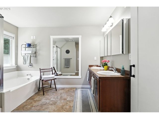 3410 Se RADCLIFF Ct, Hillsboro, OR 97123