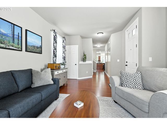 3410 Se RADCLIFF Ct, Hillsboro, OR 97123