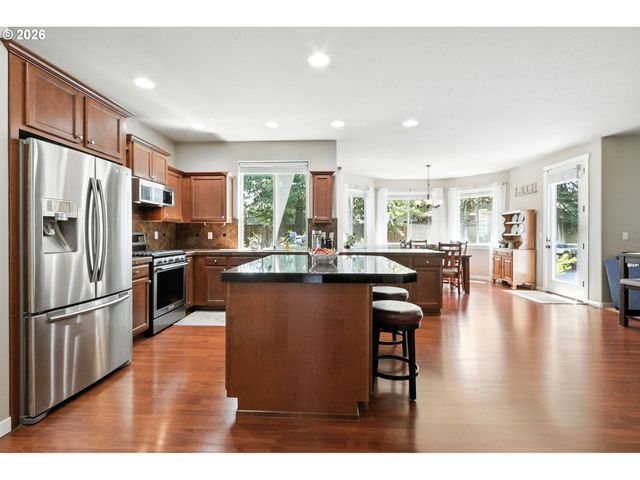 3410 Se RADCLIFF Ct, Hillsboro, OR 97123