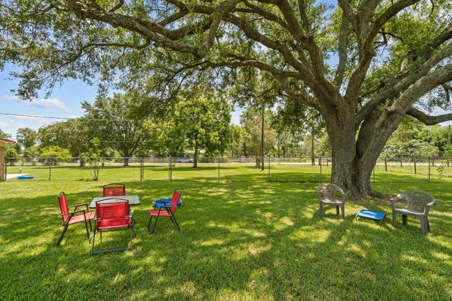 4630 Hudson Road, Santa Fe, TX 77517