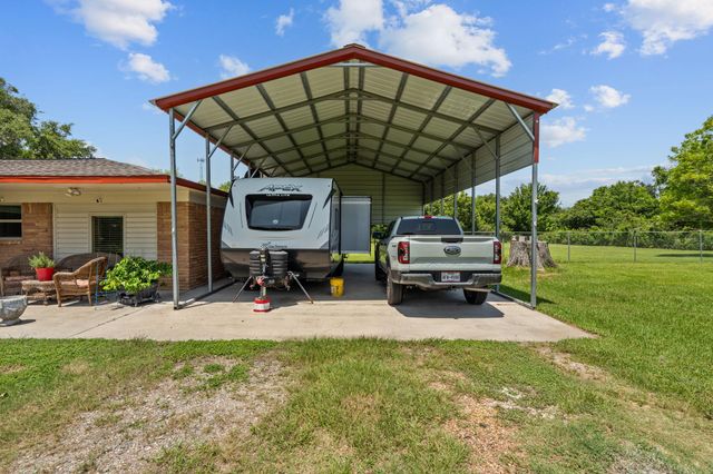 4630 Hudson Road, Santa Fe, TX 77517
