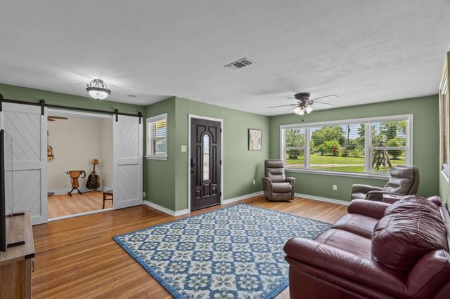 4630 Hudson Road, Santa Fe, TX 77517