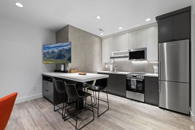 969 E 700 S, Salt Lake City, UT 84102