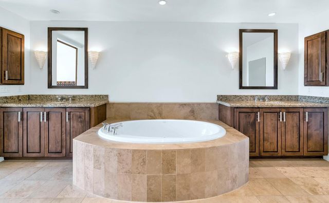 7181 E Camelback Road 707, Scottsdale, AZ 85251