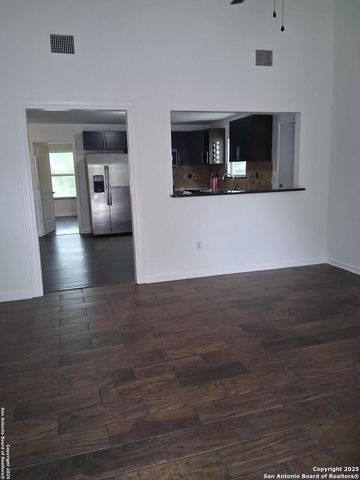 8424 FOREST RIDGE, San Antonio, TX 78239