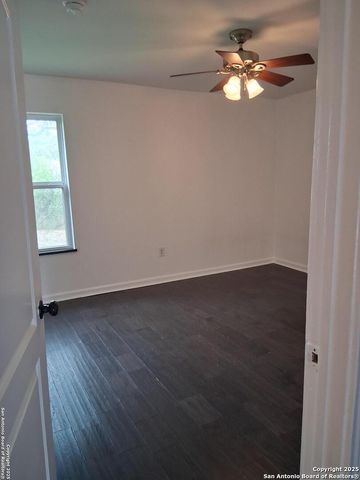 8424 FOREST RIDGE, San Antonio, TX 78239