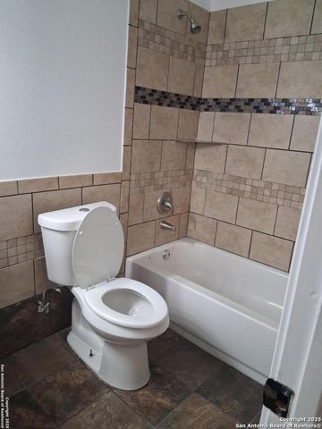 8424 FOREST RIDGE, San Antonio, TX 78239