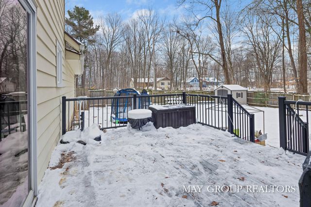 4014 Cambridge Drive, Georgetown Twp, MI 49426