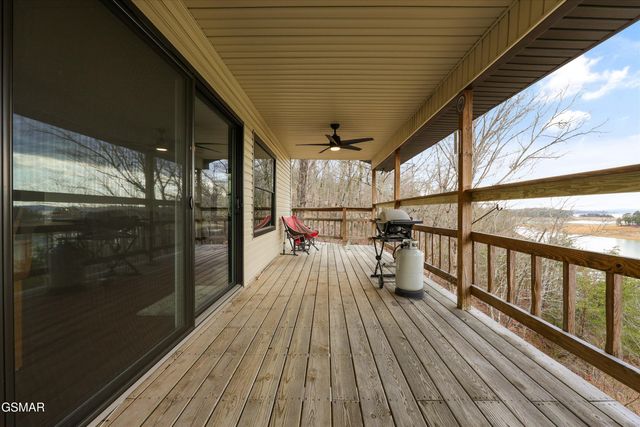 2739 Windy Cove Way, Sevierville, TN 37876