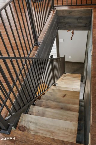 2739 Windy Cove Way, Sevierville, TN 37876