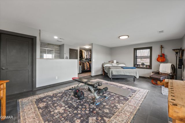 2739 Windy Cove Way, Sevierville, TN 37876