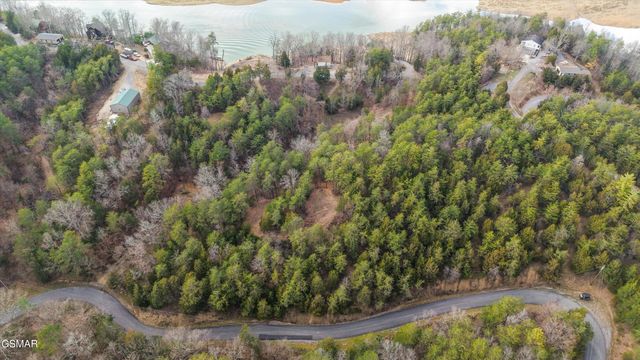 2739 Windy Cove Way, Sevierville, TN 37876