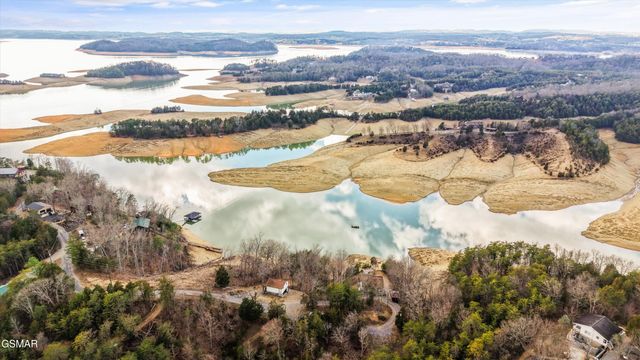 2739 Windy Cove Way, Sevierville, TN 37876