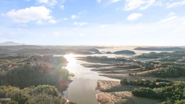 2739 Windy Cove Way, Sevierville, TN 37876