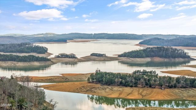 2739 Windy Cove Way, Sevierville, TN 37876