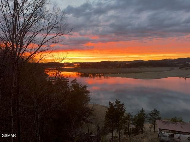 2739 Windy Cove Way, Sevierville, TN 37876