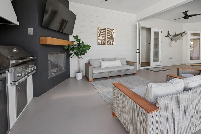 3821 NE COUNTY ROAD 138, High Springs, FL 32643