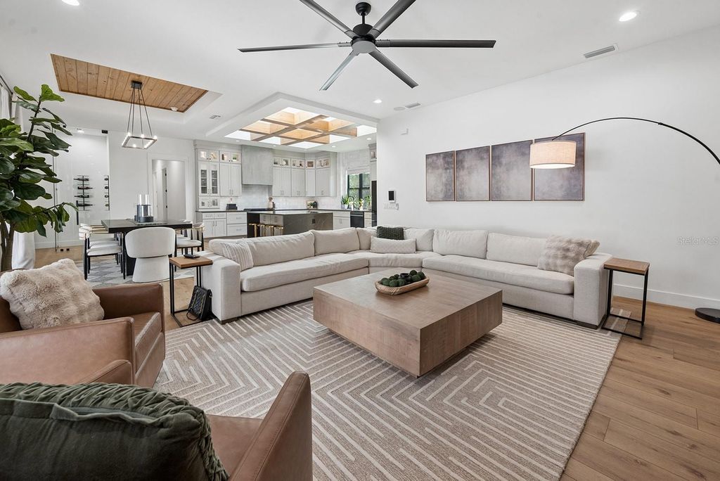 Image 22 of property listing at 3821 NE COUNTY ROAD 138, High Springs, FL 32643