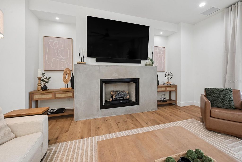 Image 24 of property listing at 3821 NE COUNTY ROAD 138, High Springs, FL 32643