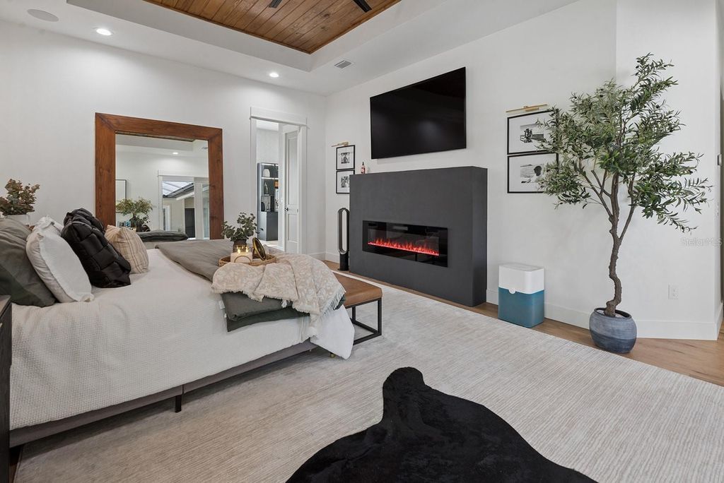 Image 32 of property listing at 3821 NE COUNTY ROAD 138, High Springs, FL 32643