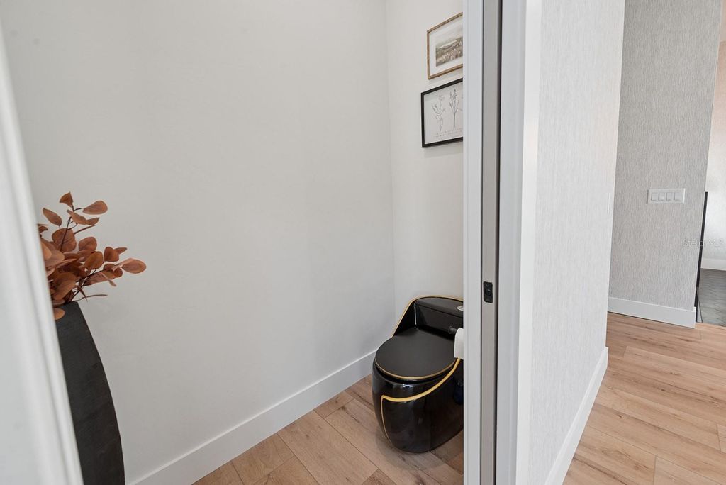 Image 40 of property listing at 3821 NE COUNTY ROAD 138, High Springs, FL 32643