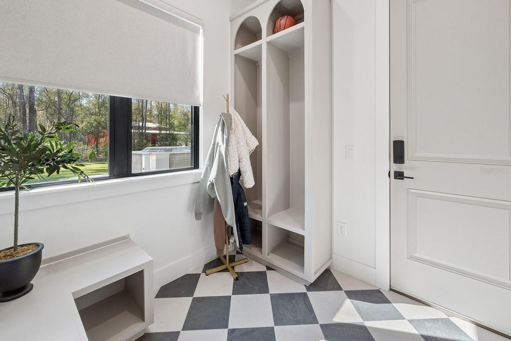 Image 52 of property listing at 3821 NE COUNTY ROAD 138, High Springs, FL 32643