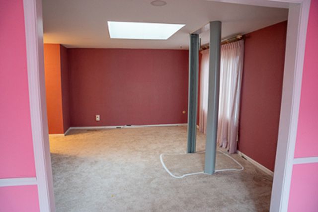 3235 N Volz Drive E, Arlington Heights, IL 60004