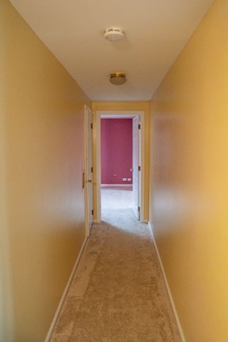 3235 N Volz Drive E, Arlington Heights, IL 60004