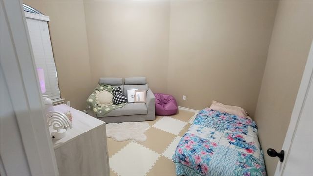 6846 Sir Moses Pl, Corpus Christi, TX 78414