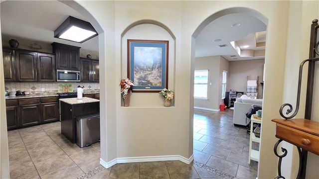 6846 Sir Moses Pl, Corpus Christi, TX 78414