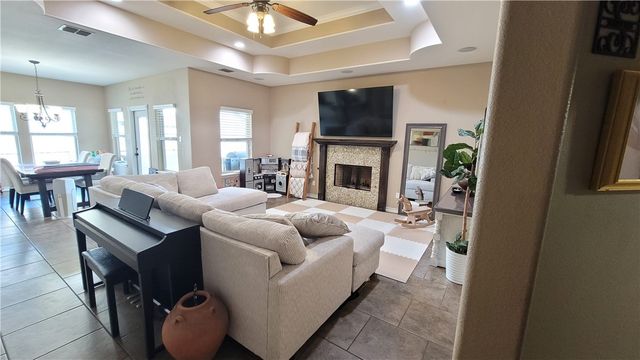 6846 Sir Moses Pl, Corpus Christi, TX 78414