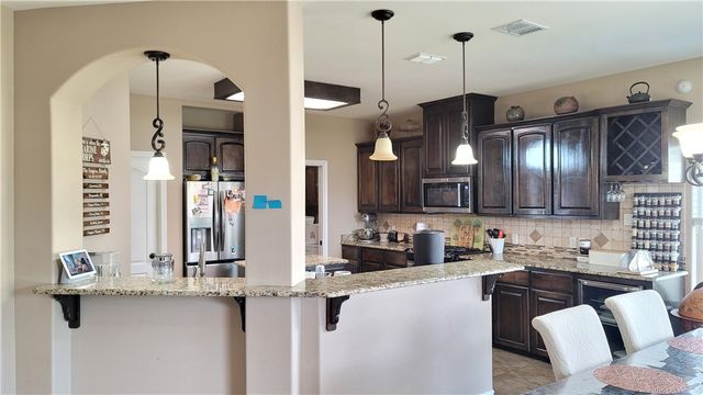 6846 Sir Moses Pl, Corpus Christi, TX 78414