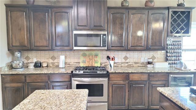 6846 Sir Moses Pl, Corpus Christi, TX 78414