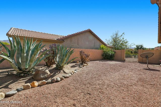 63858 E Poco Lane, Tucson, AZ 85739