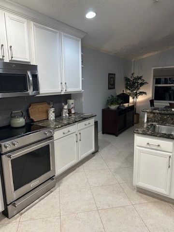 8335 Duomo Circle, Boynton Beach, FL 33472