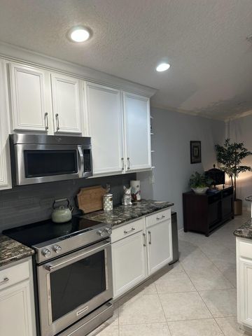 8335 Duomo Circle, Boynton Beach, FL 33472