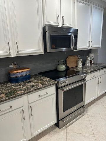 8335 Duomo Circle, Boynton Beach, FL 33472