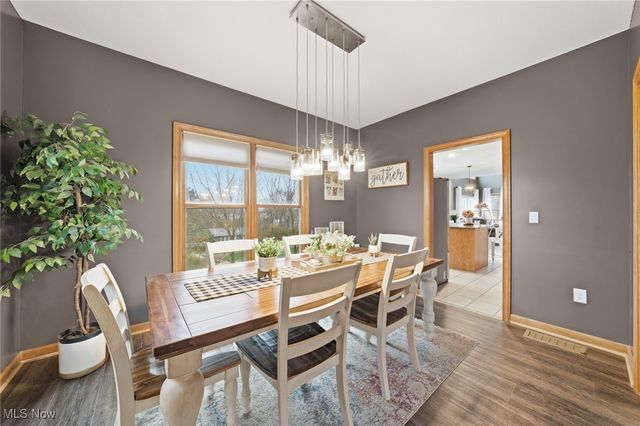 4212 Devonshire Court, Akron, OH 44321