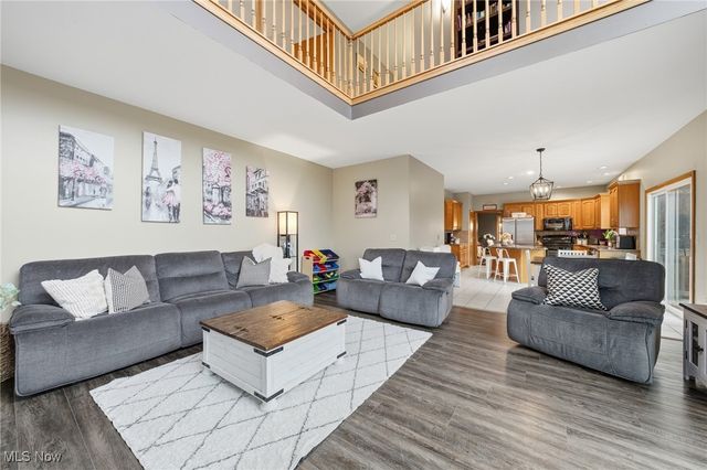 4212 Devonshire Court, Akron, OH 44321