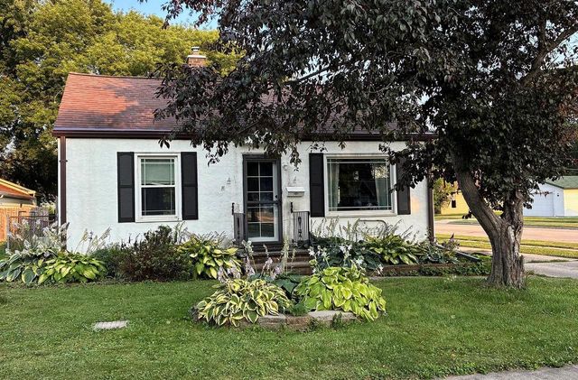 1437 14TH AVENUE, Green Bay, WI 54304