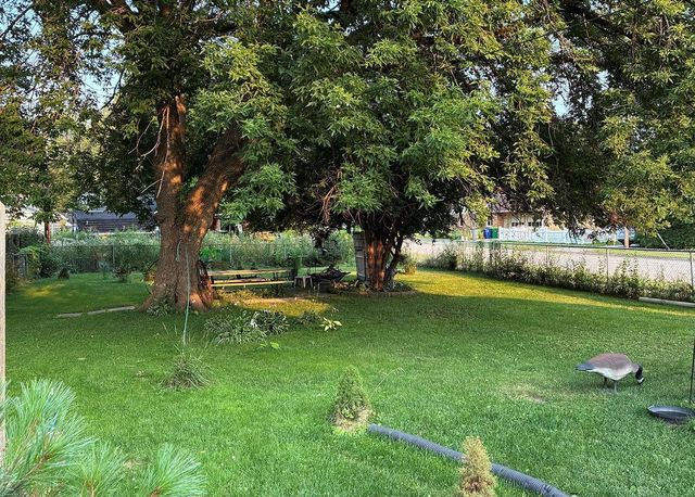 1437 14TH AVENUE, Green Bay, WI 54304