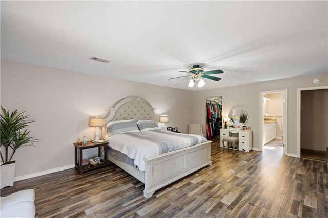 1207 E Rock Street, Morrilton, AR 72110