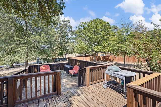 1207 E Rock Street, Morrilton, AR 72110