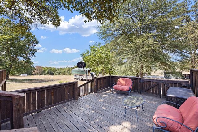 1207 E Rock Street, Morrilton, AR 72110