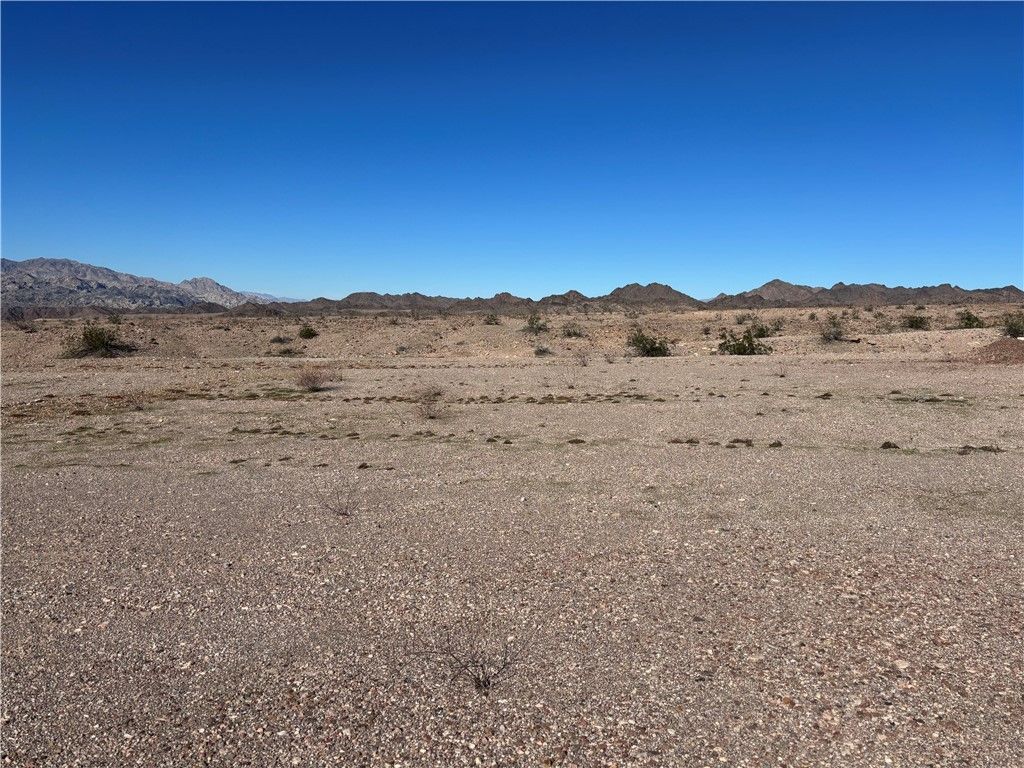 3325 McCormick Boulevard, Bullhead City, AZ 86429