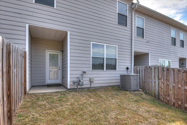 930 Quaint Parish Circle, Graniteville, SC 29829