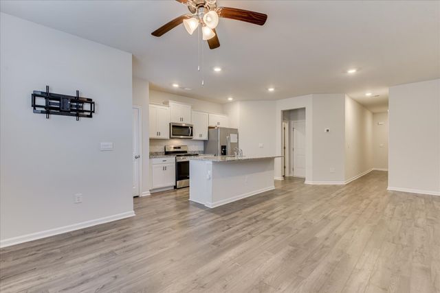 930 Quaint Parish Circle, Graniteville, SC 29829